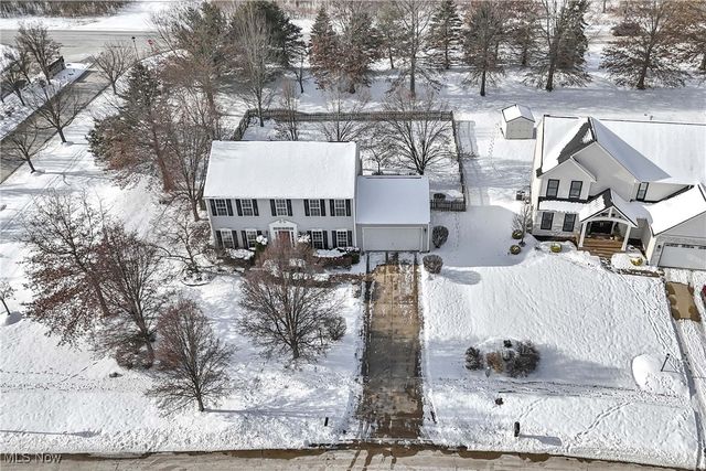 38698 Country Meadow Way, North Ridgeville, OH 44039