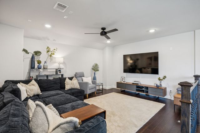 9053 Lakeside Drive, Fort Worth, TX 76179