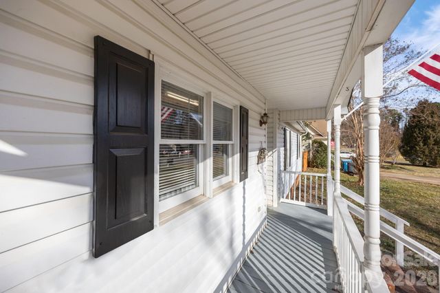 1010 Oakmont Court, Salisbury, NC 28146