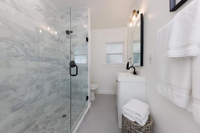 4350 Highland Drive, Carlsbad, CA 92008