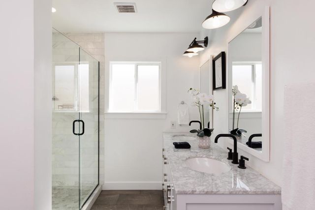 4350 Highland Drive, Carlsbad, CA 92008