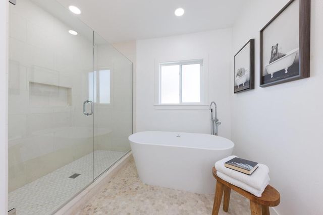 4350 Highland Drive, Carlsbad, CA 92008
