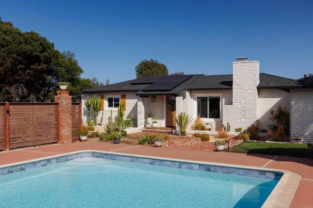 4350 Highland Drive, Carlsbad, CA 92008