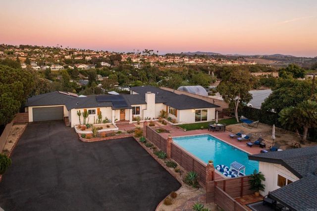 4350 Highland Drive, Carlsbad, CA 92008