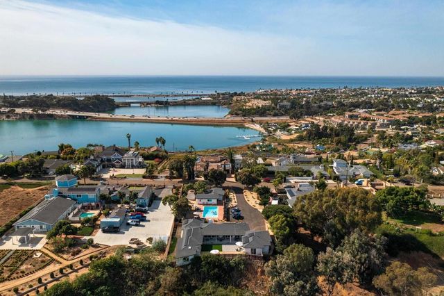 4350 Highland Drive, Carlsbad, CA 92008