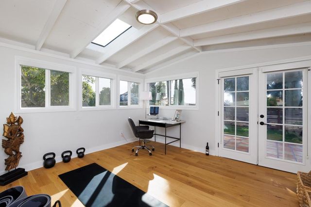 4350 Highland Drive, Carlsbad, CA 92008