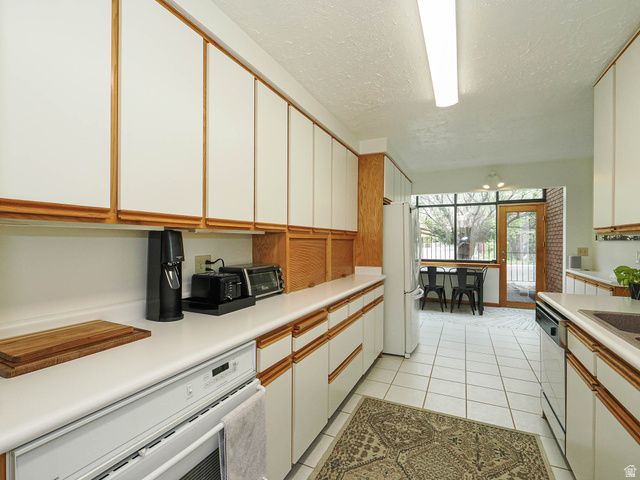 2074 E MICHIGAN AVE, Salt Lake City, UT 84108