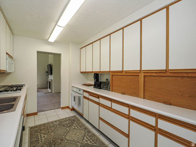 2074 E MICHIGAN AVE, Salt Lake City, UT 84108