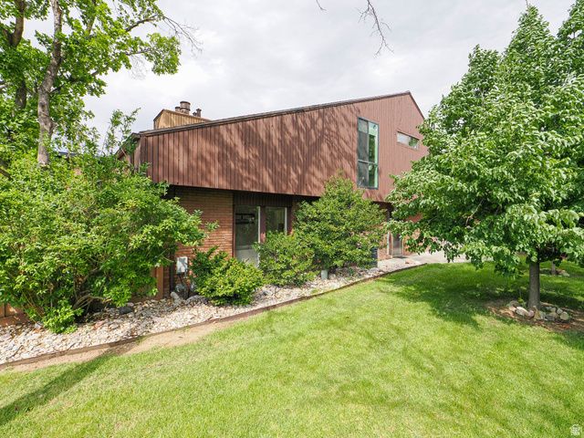 2074 E MICHIGAN AVE, Salt Lake City, UT 84108