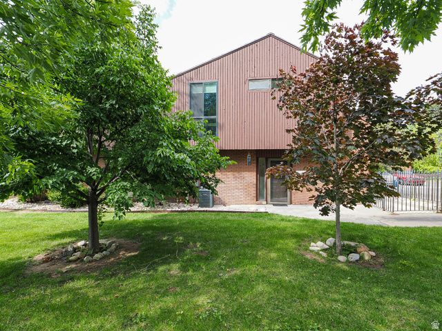 2074 E MICHIGAN AVE, Salt Lake City, UT 84108