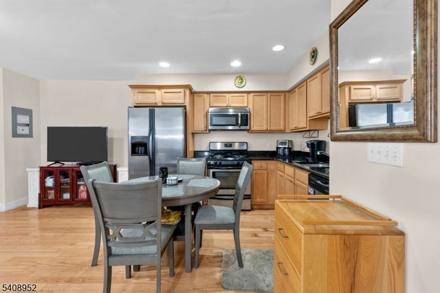 5 Maple Ave 102, Union Twp., NJ 07088