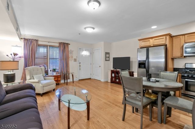 5 Maple Ave 102, Union Twp., NJ 07088