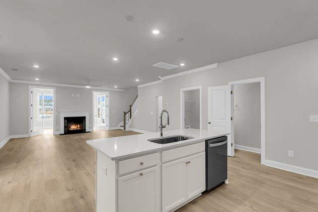 789 Maynard Lane, Summerville, SC 29486