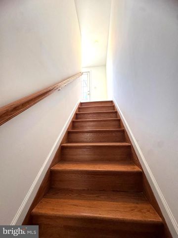 208 WASHINGTON S, Baltimore, MD 21231