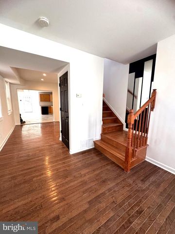 208 WASHINGTON S, Baltimore, MD 21231