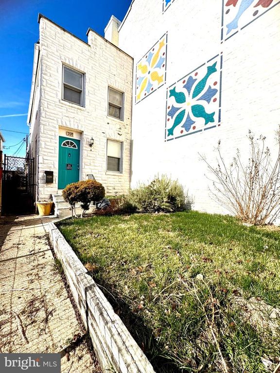 208 WASHINGTON S, Baltimore, MD 21231