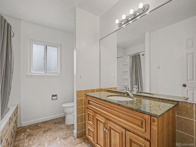 14864 E Warren Ave, Aurora, CO 80014