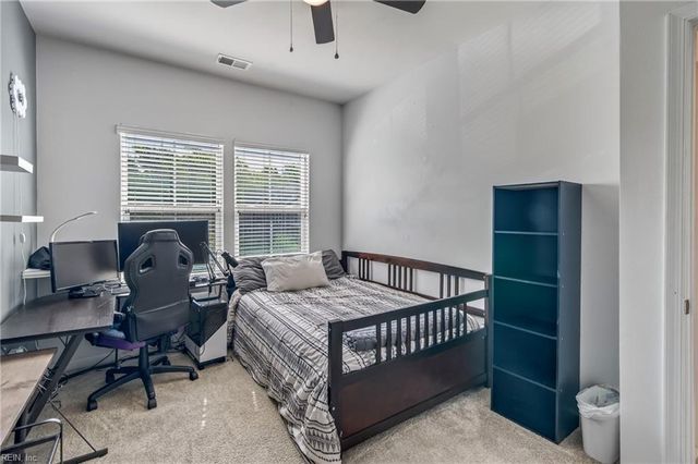 4336 Whitfield Ln, Chesapeake, VA 23324