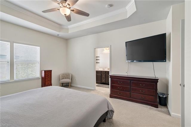 4336 Whitfield Ln, Chesapeake, VA 23324