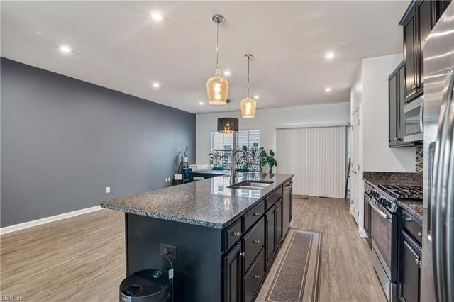 4336 Whitfield Ln, Chesapeake, VA 23324