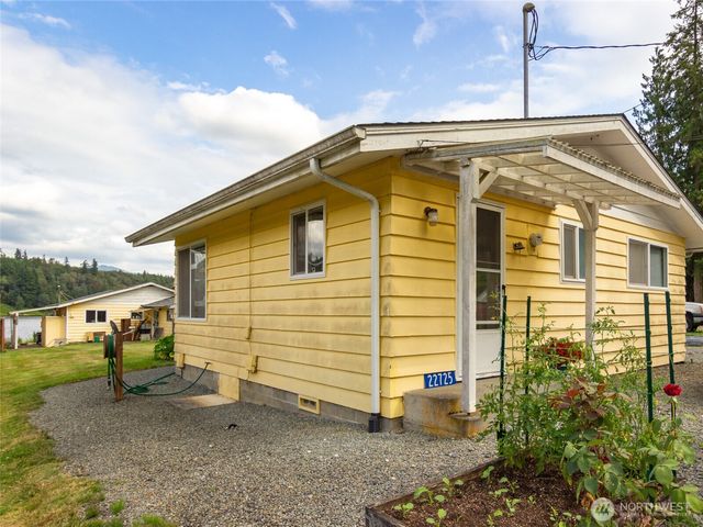 22731 Hull Road, Mount Vernon, WA 98226