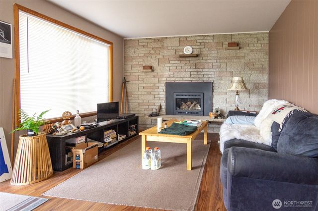 22731 Hull Road, Mount Vernon, WA 98226
