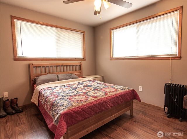 22731 Hull Road, Mount Vernon, WA 98226