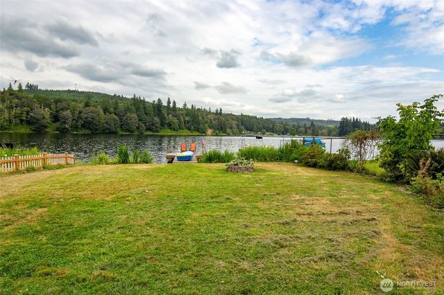 22731 Hull Road, Mount Vernon, WA 98226