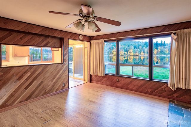 22731 Hull Road, Mount Vernon, WA 98226