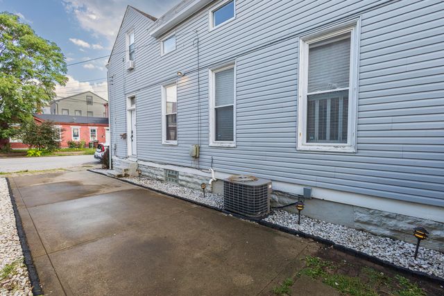 113 W 10th Street, Newport, KY 41071