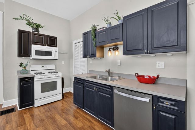 113 W 10th Street, Newport, KY 41071