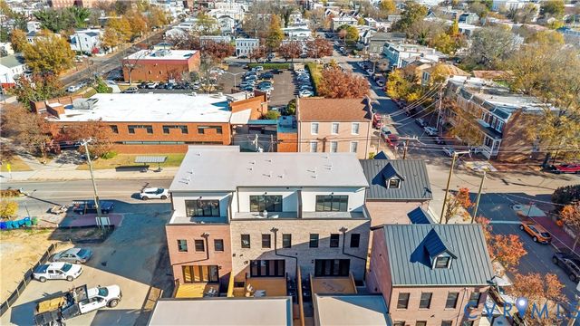 2533 M St, Richmond, VA 23223