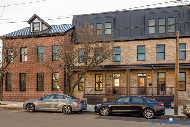 2533 M St, Richmond, VA 23223