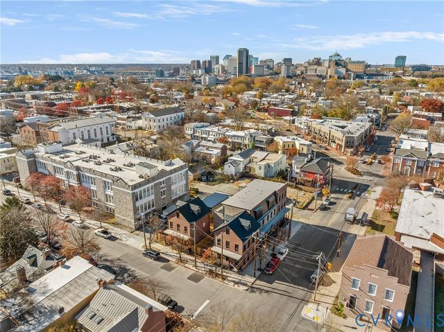 2533 M St, Richmond, VA 23223