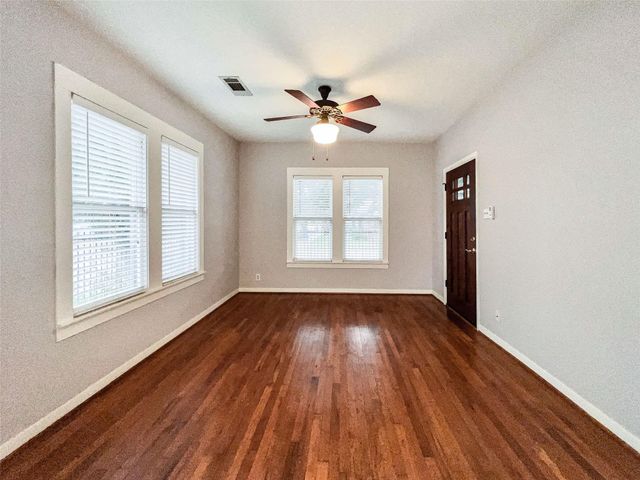 4035 Michaux Street, Houston, TX 77009