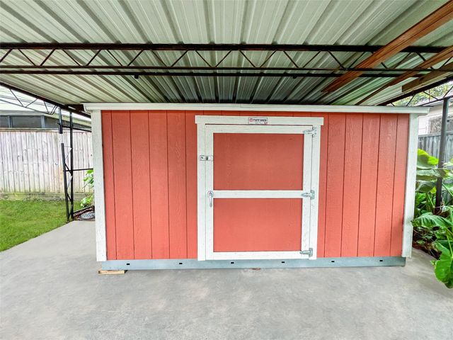 4035 Michaux Street, Houston, TX 77009