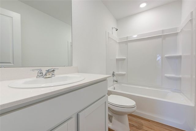3146 Savannah Rose Drive, Angleton, TX 77515