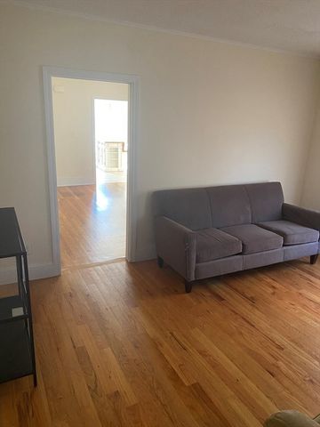 47 Penn St. 47, Quincy, MA 02169