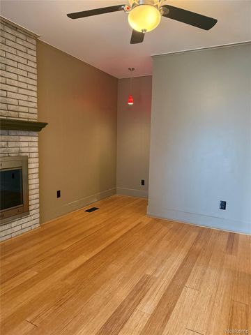 1109 Kenilworth Place, Clawson, MI 48017