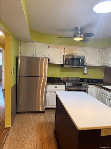 1109 Kenilworth Place, Clawson, MI 48017