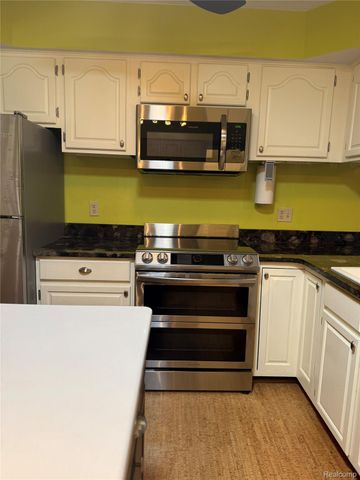 1109 Kenilworth Place, Clawson, MI 48017