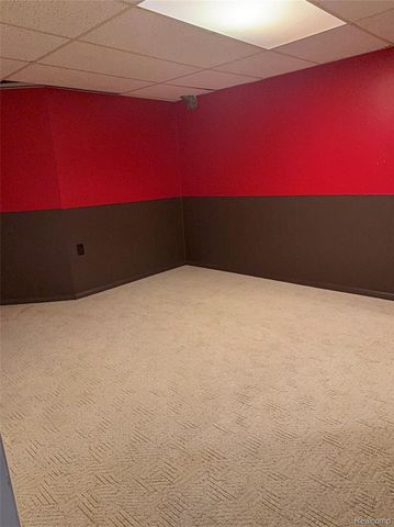 1109 Kenilworth Place, Clawson, MI 48017