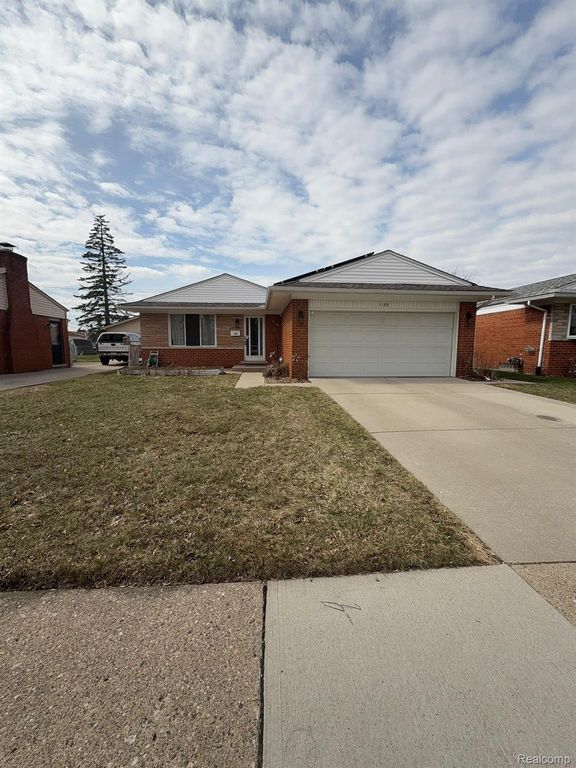 1109 Kenilworth Place, Clawson, MI 48017