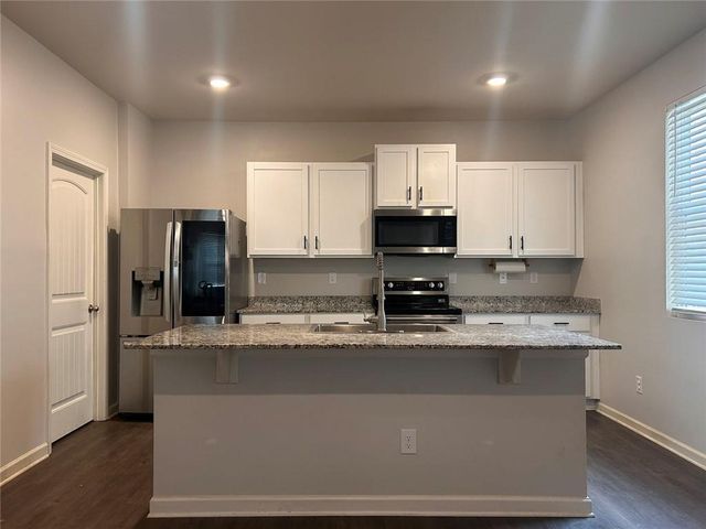 577 Starbuck Parkway, Pendergrass, GA 30567