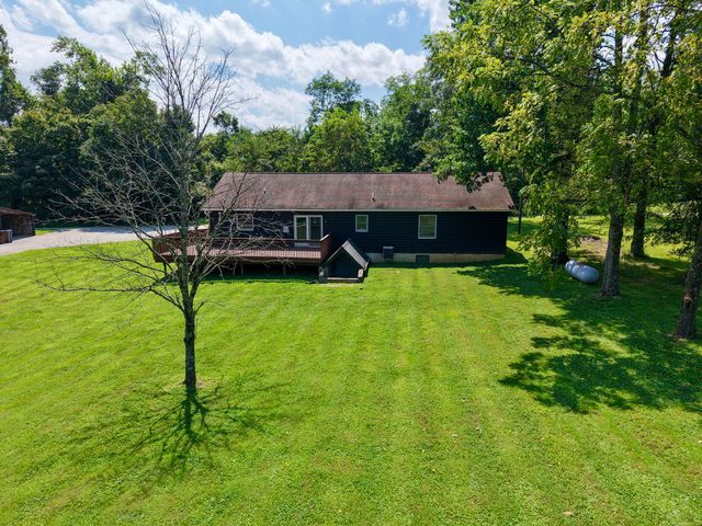 5454 Botts Lane, Petersburg, KY 41080
