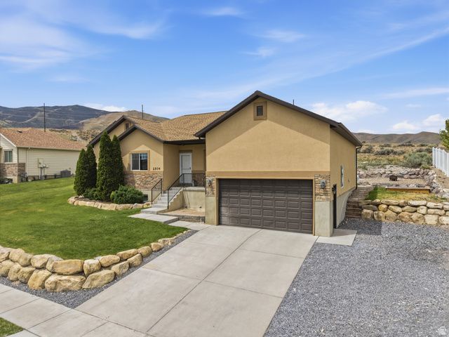 2504 S COLT DR, Saratoga Springs, UT 84045
