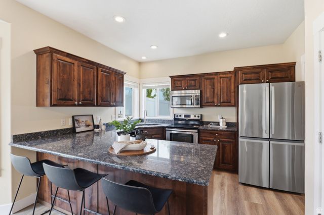 2504 S COLT DR, Saratoga Springs, UT 84045