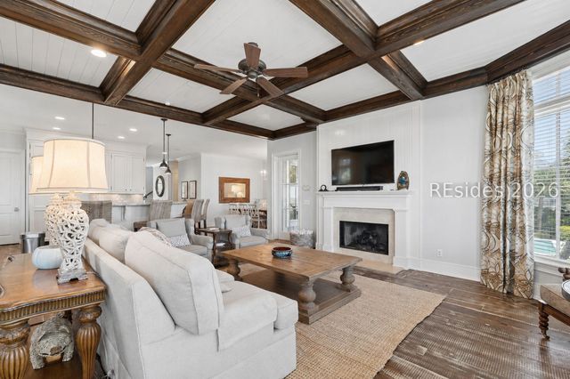 77 Dune Ln, Hilton Head Island, SC 29928
