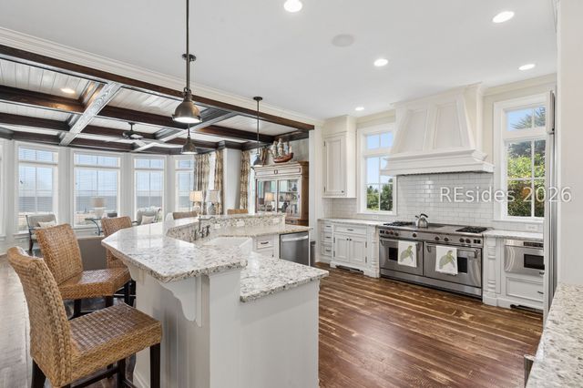 77 Dune Ln, Hilton Head Island, SC 29928