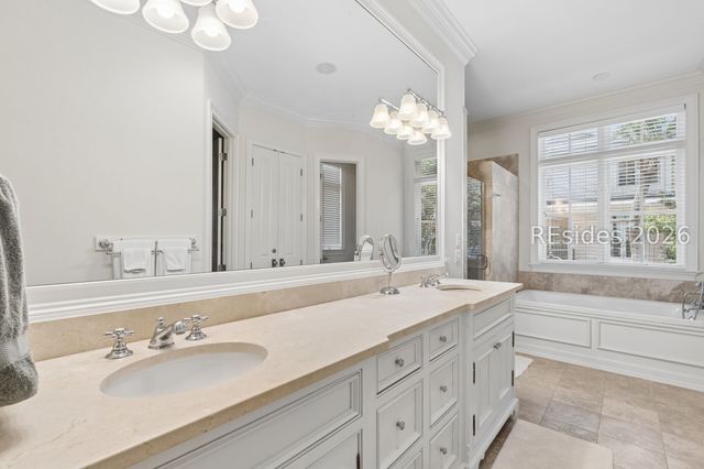 77 Dune Ln, Hilton Head Island, SC 29928